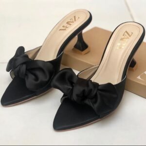 Zara Bow Heels detail view